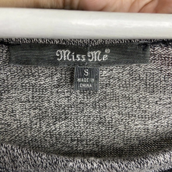 Miss Me Gray Rhinestone Embellished Sequin Beaded Trim Mixed Knit Sweater Sz S - Picture 10 of 10